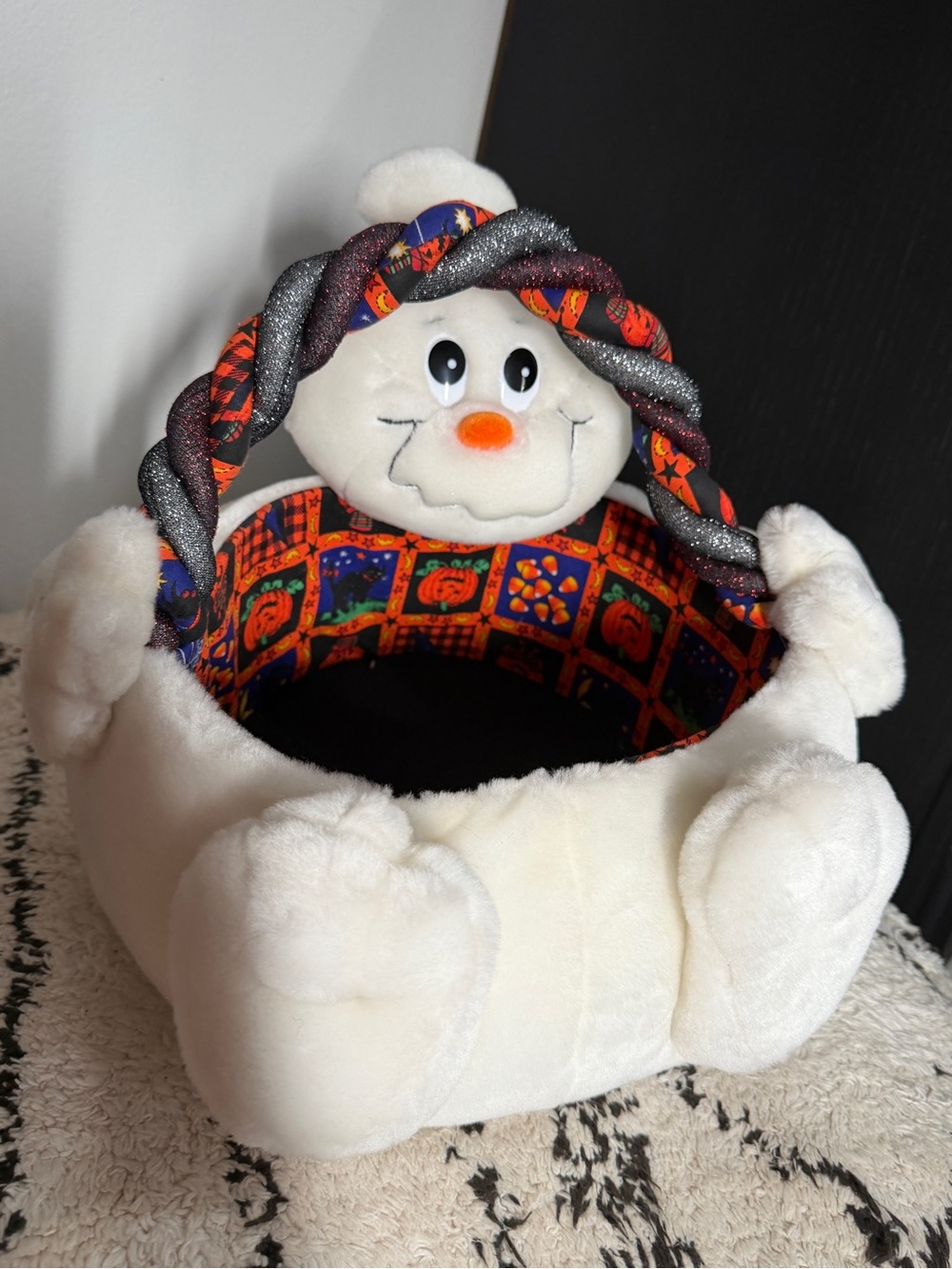 Vintage 2000 Kids of America Plush Ghost Halloween Candy Basket bucket pail